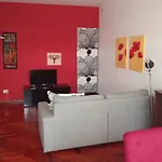 La Casa Bomboniera アパート